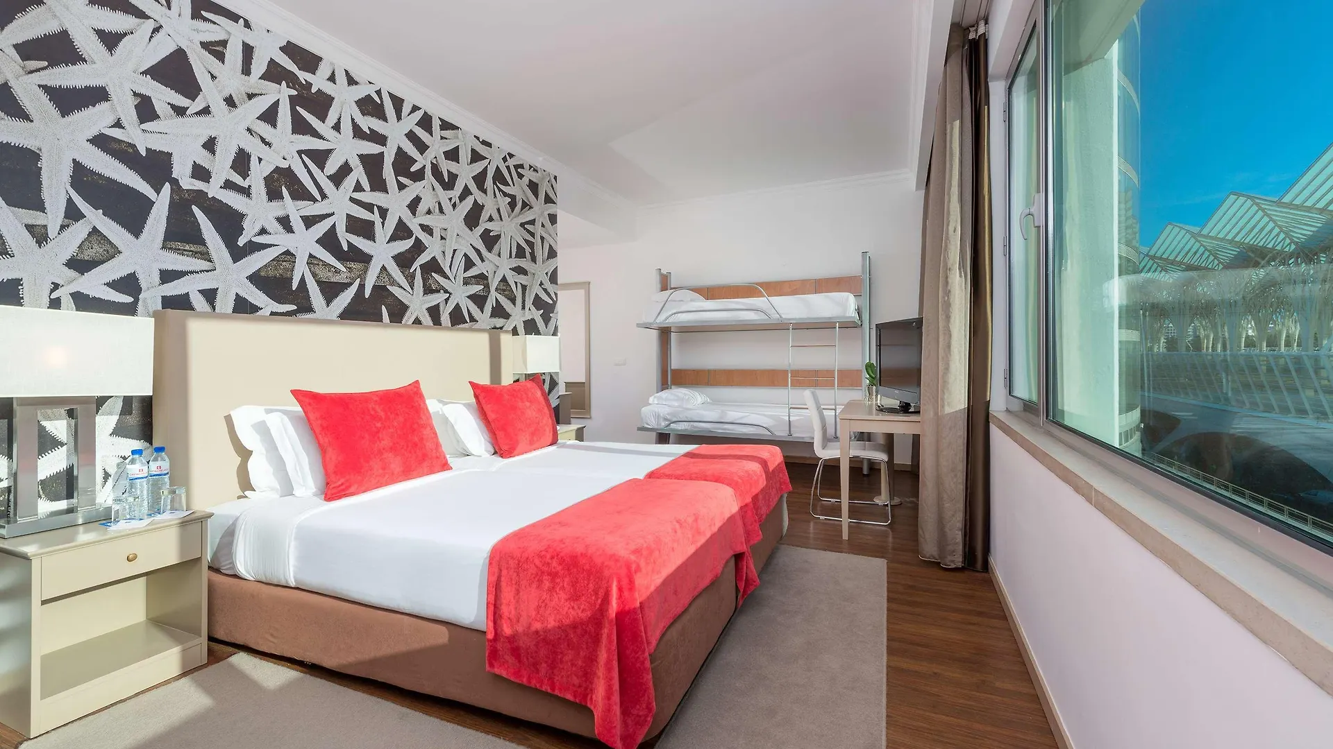 Melia Lisboa Oriente Hotel 4*,