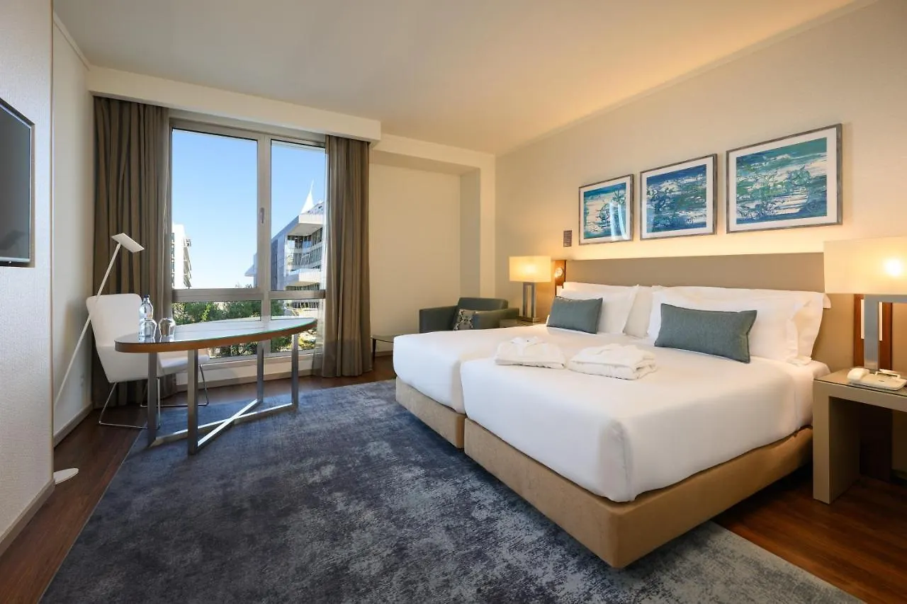 Melia Lisboa Oriente Hotel 4*,  Portugal